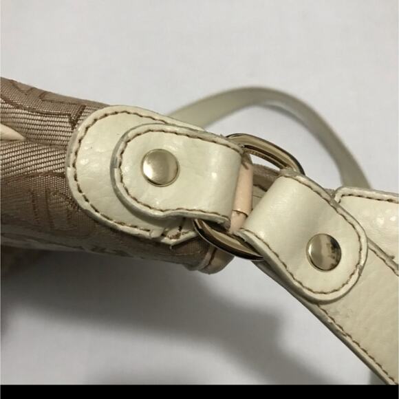 Etienne Aigner Shoulder Bag - Picture 8 of 11